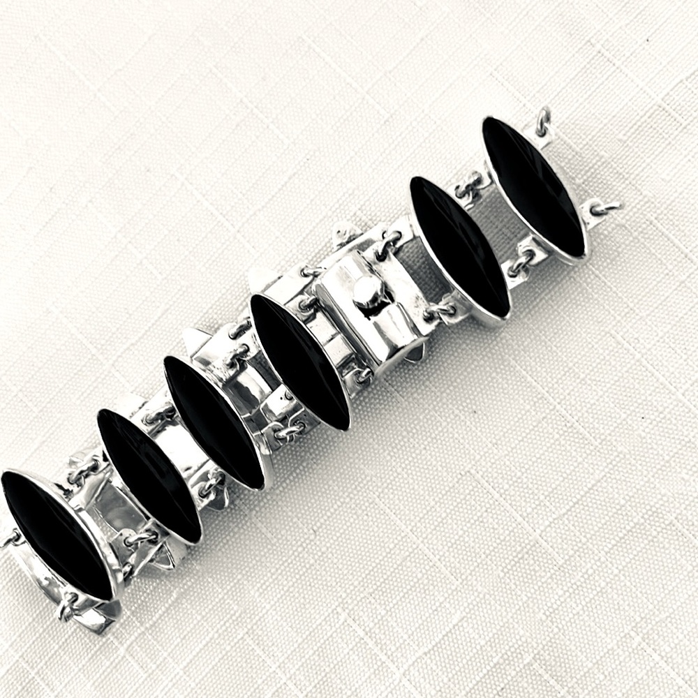 Bracelet~Sterling Silver~Stamped / Black Onyx - Picture 9 of 12